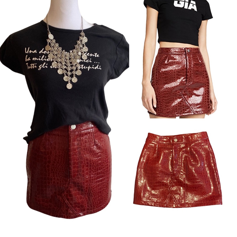 NWOT I Am Gia Y2K Red Croc Pattern Mini Skirt XS